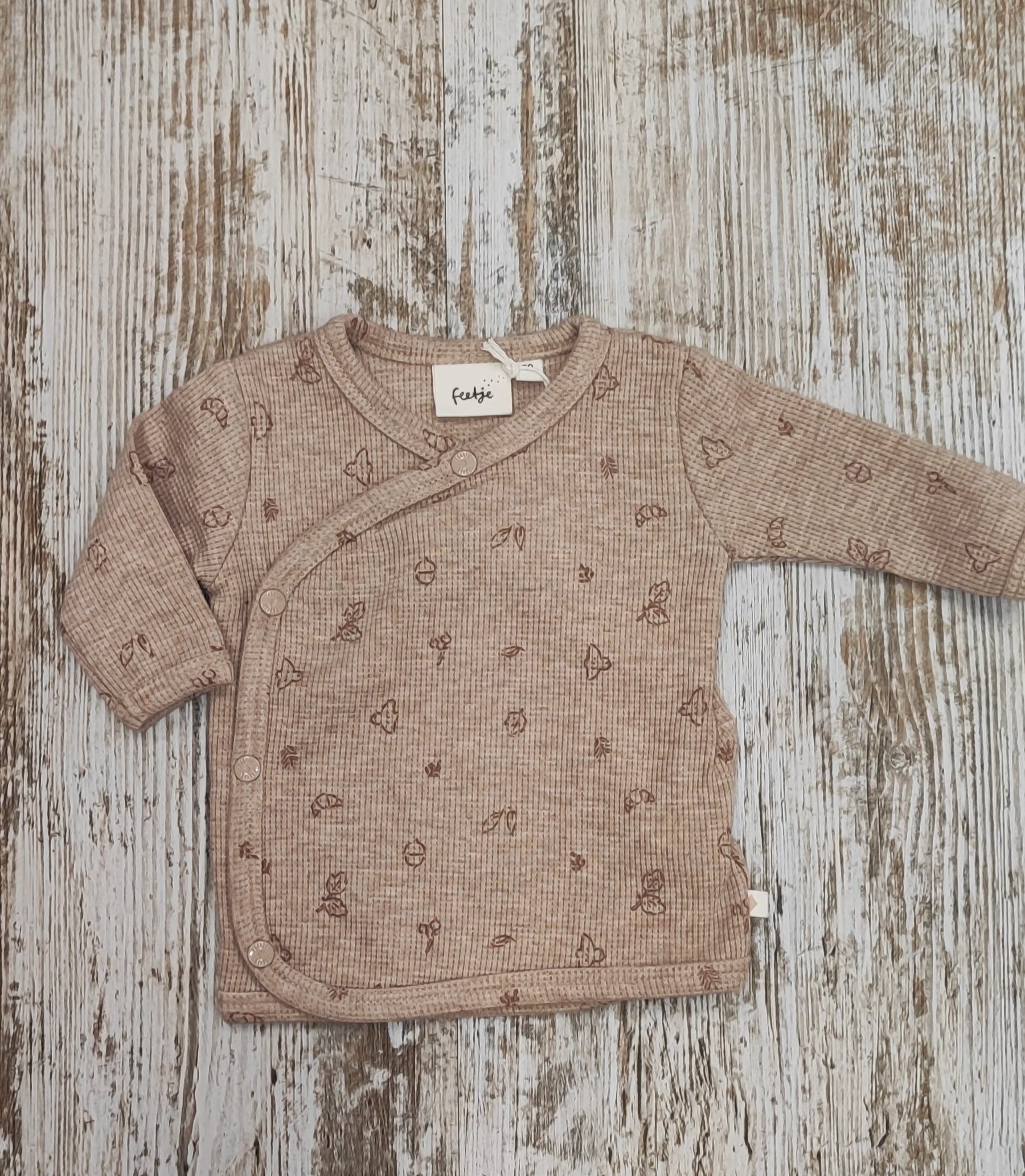 Camiseta cruzada Fall favorites