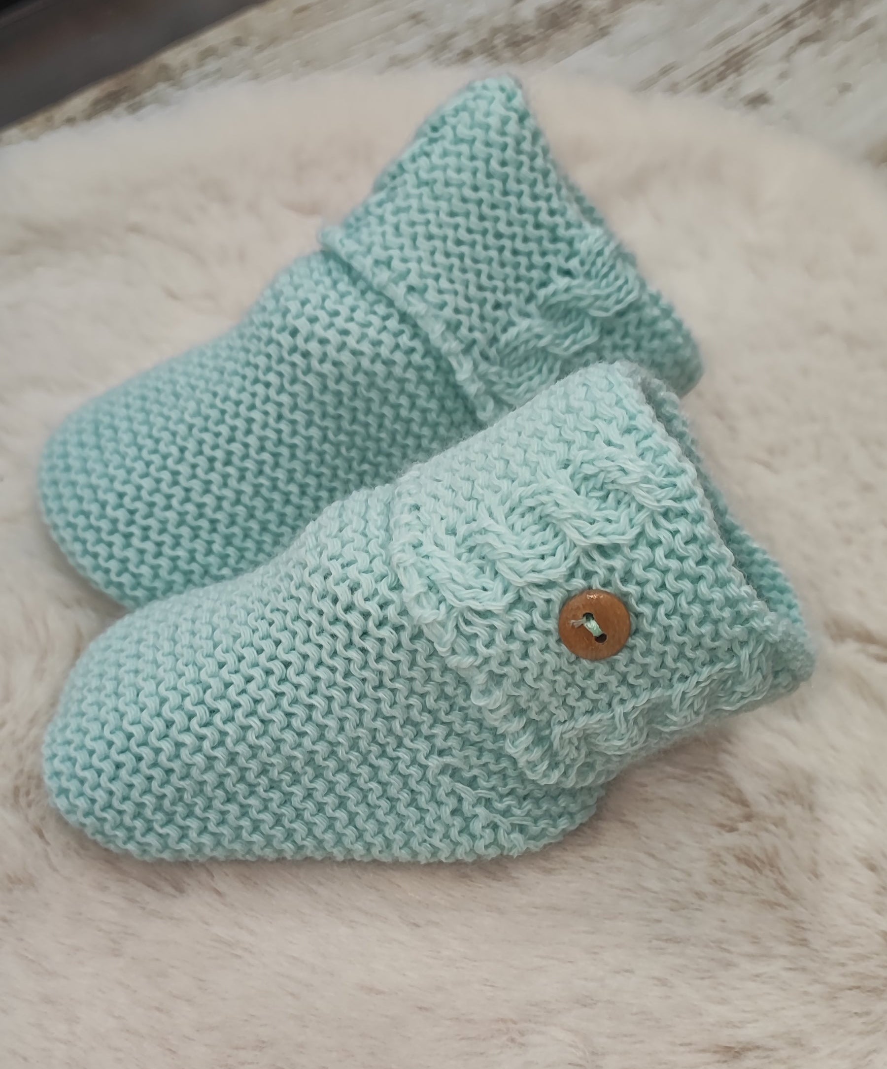 Conjunto pololo, capota y botitas.