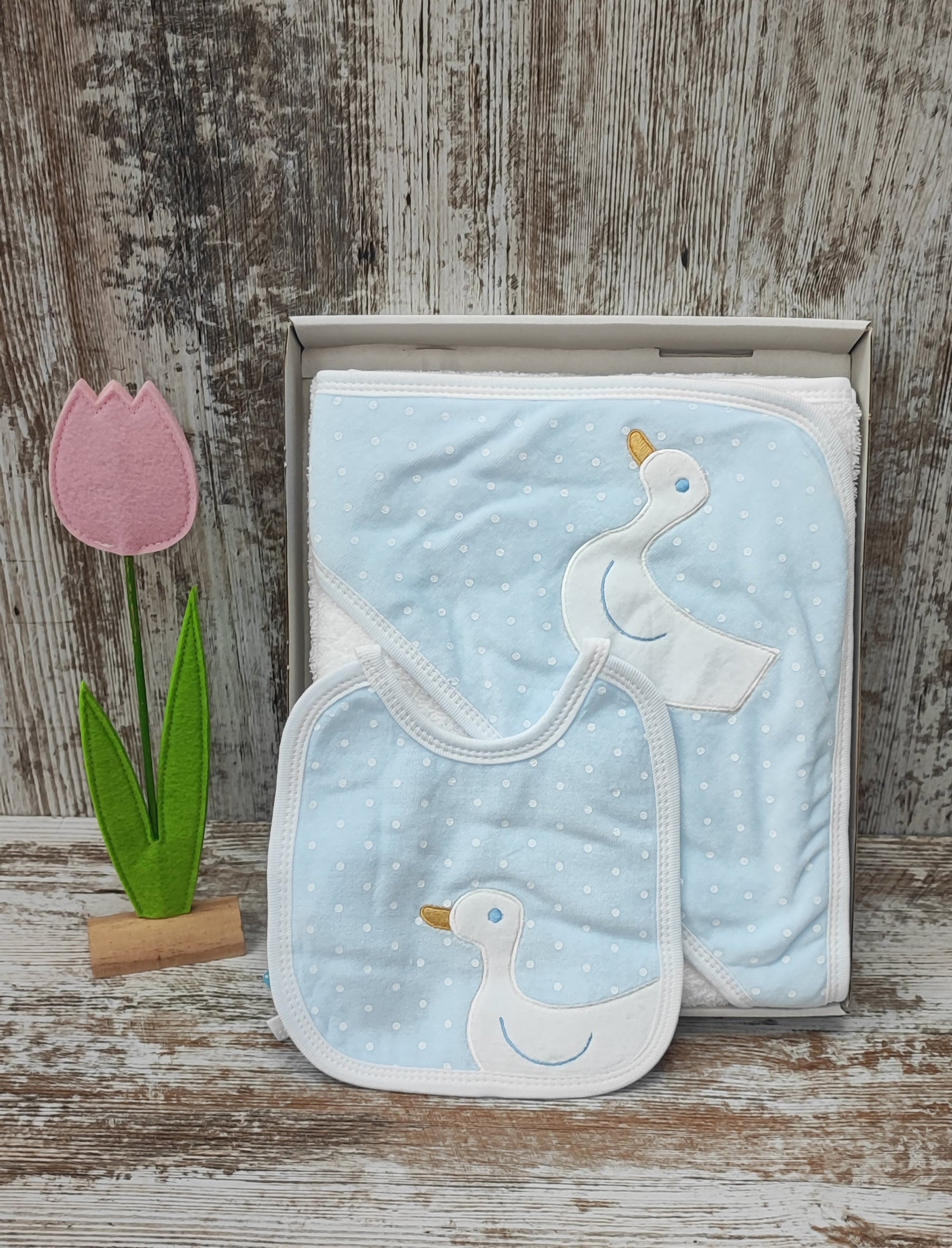 Capa de baño + babero patito.