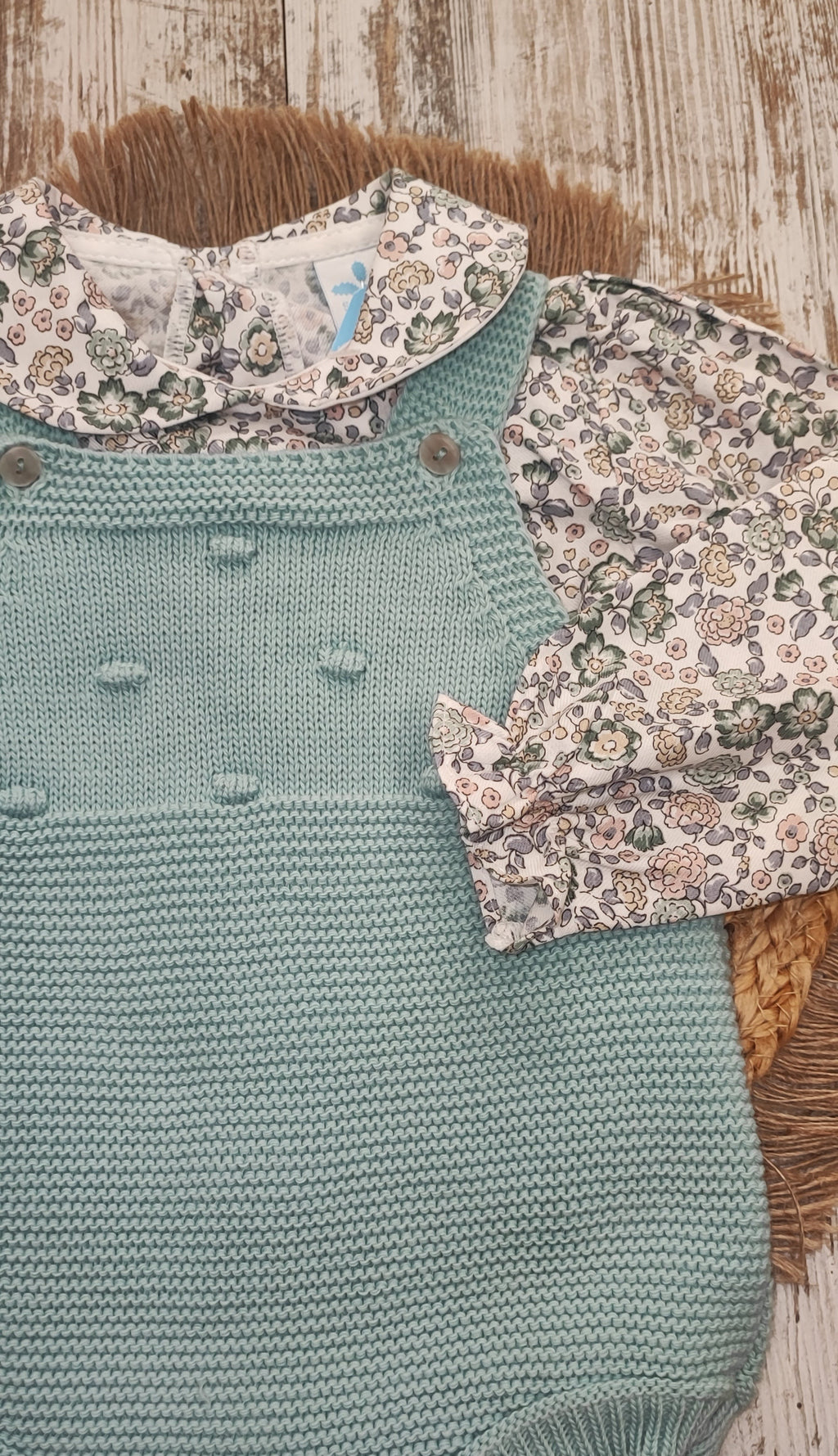 Conjunto ranita Carmen