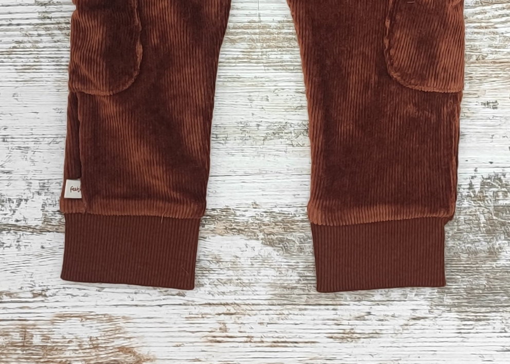 Pantalón canalé Wild World