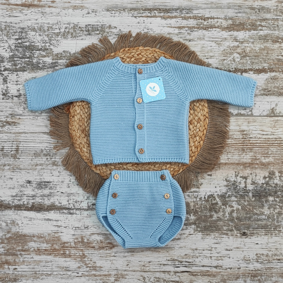 Conjunto chaqueta y pololo